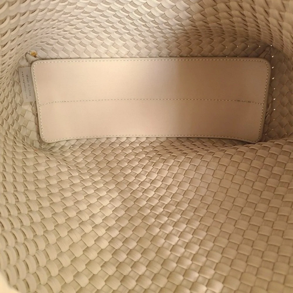 Naghedi Nomad Medium Hobo in Ecru - Picture 8 of 8